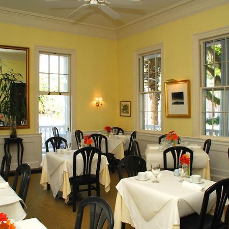 Rhett House Bed & Breakfast Beaufort Restaurant foto